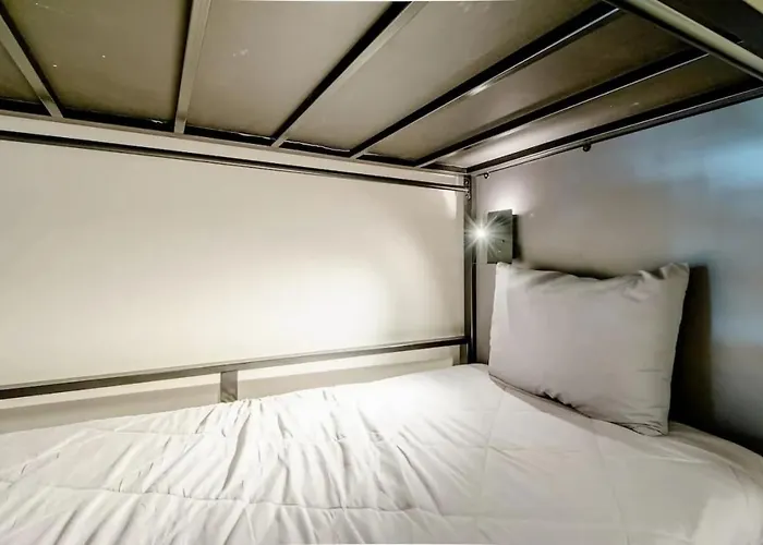 Bed Mixed Shared